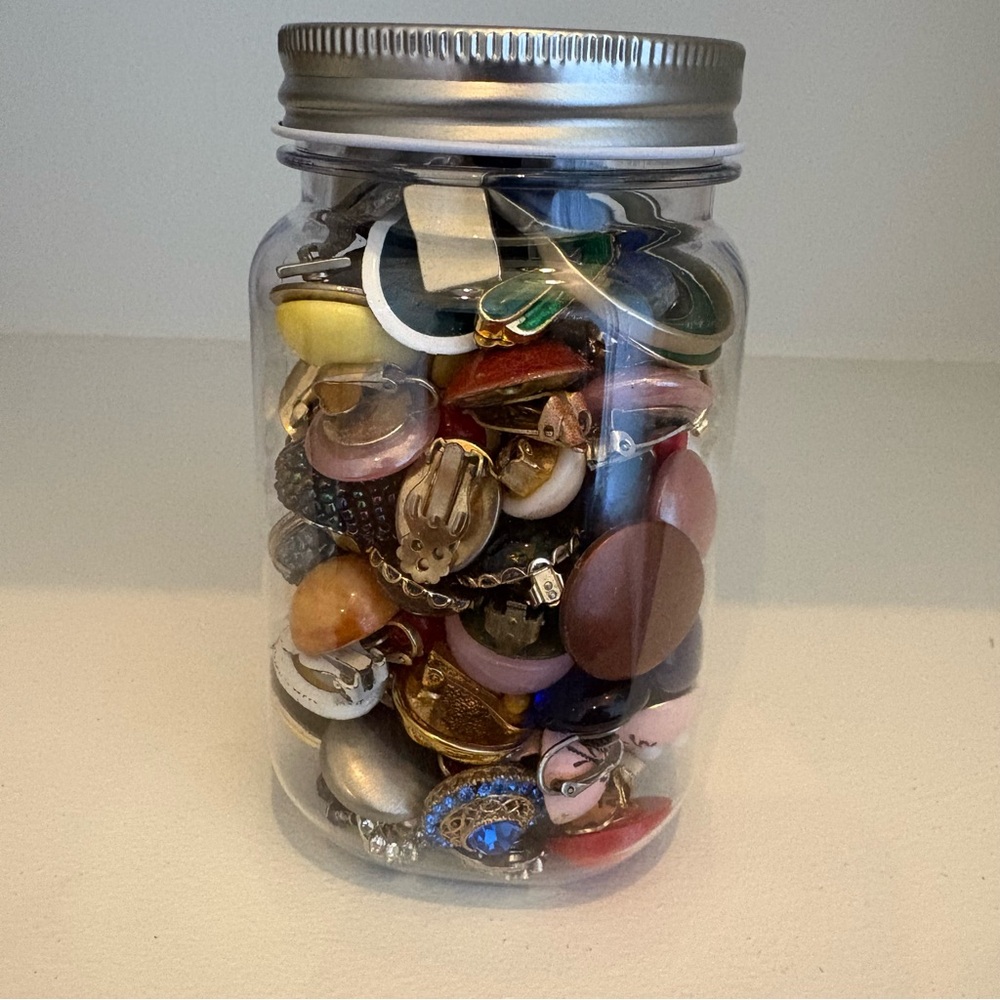 Mystery Wearable Vintage Clip On Earrings Plastic Mason Jar - Picture 4 of 5